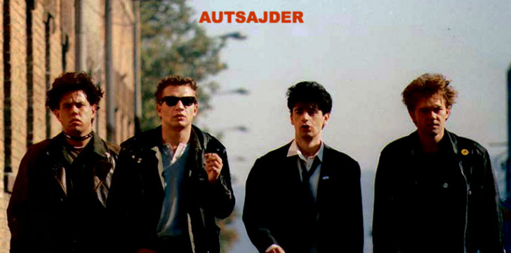 Outsider banner